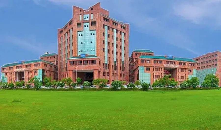 MBBS Admission in Sharda School of Medical Sciences & Research, Noida